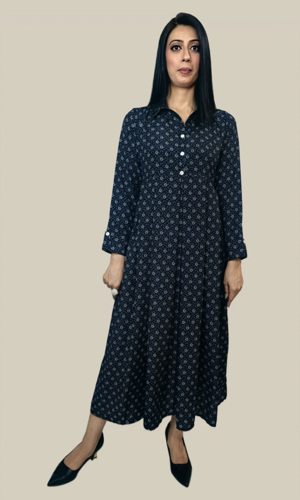 1 Piece - Elegant Dark Blue Georgette Maxi Dress